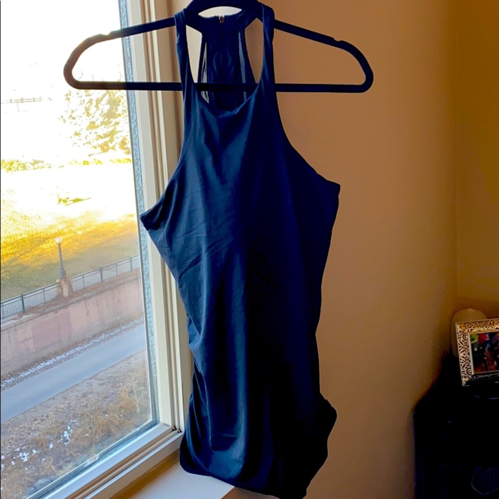 Women’s workout top